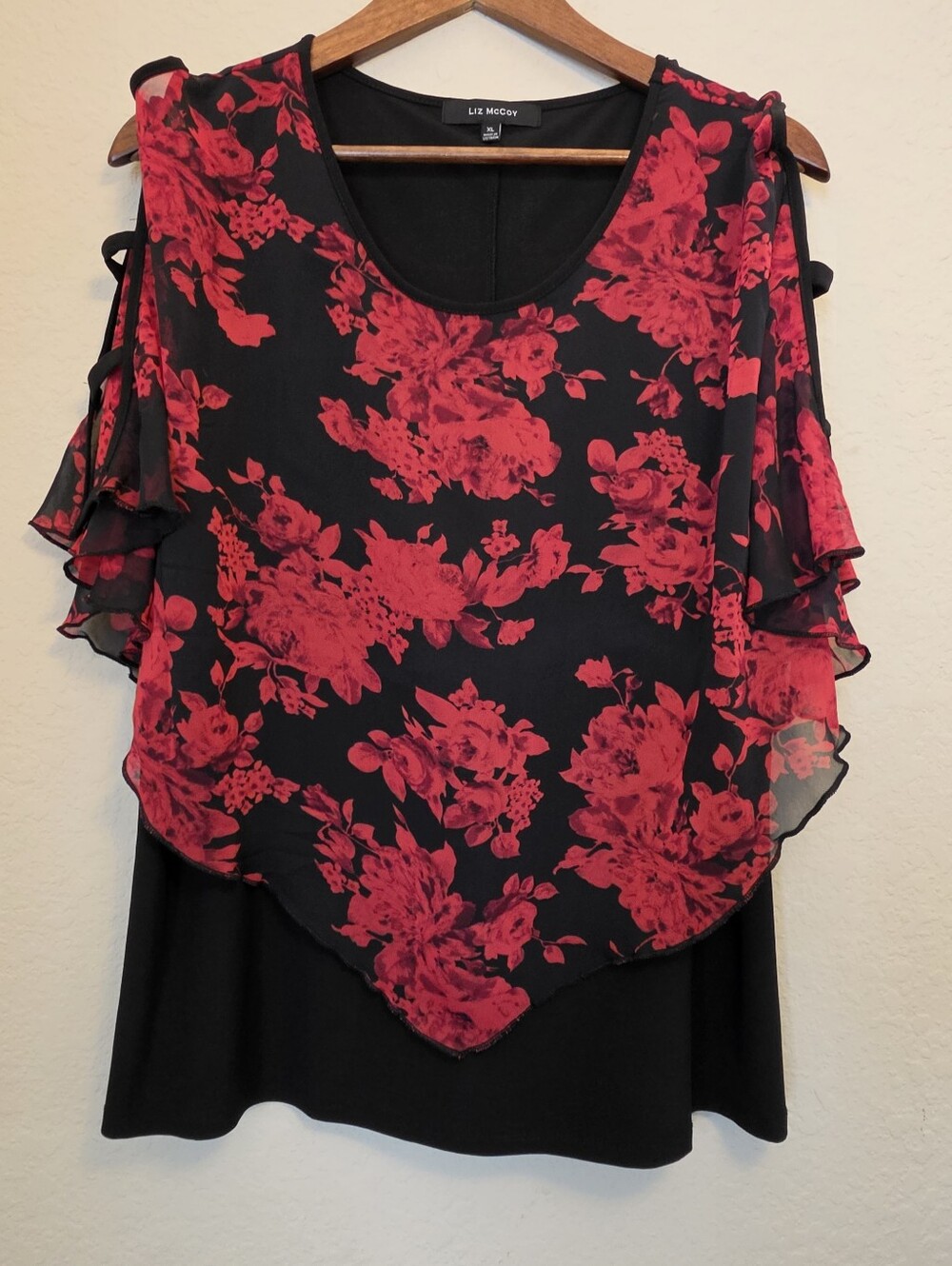 Liz McCoy Top Womens Size XL Black Red Rose Overlay Dark‎ Cottagecore